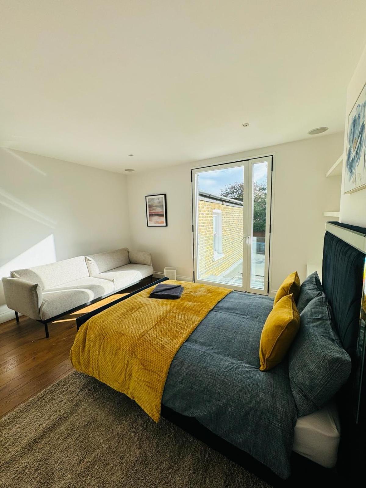 ロンドンStunning Flat In Chiswickアパートメント エクステリア 写真
